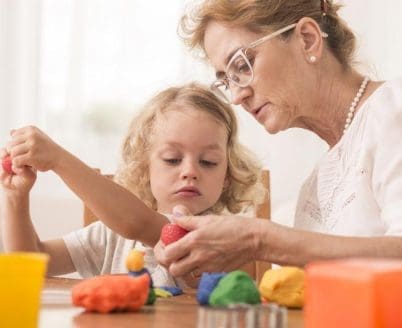 L’accueil d’un enfant en situation de handicap chez une assistante maternelle